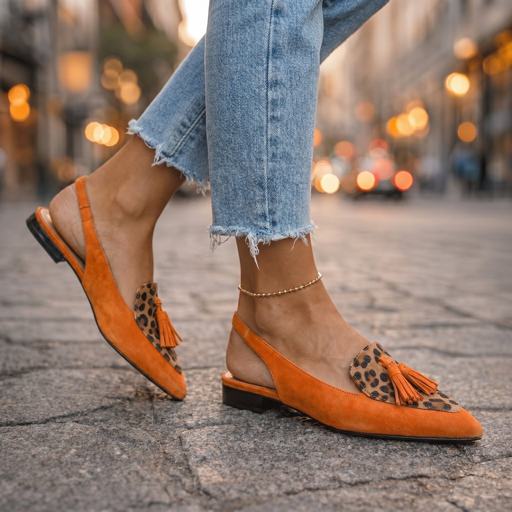 Lorena Sandalias con Tiras y Borlas - Ebora Store